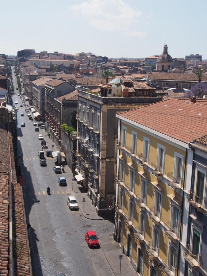 Casa Felice Nel Centro Storico, Tra Etna E Mare Apartment Catania Exterior photo